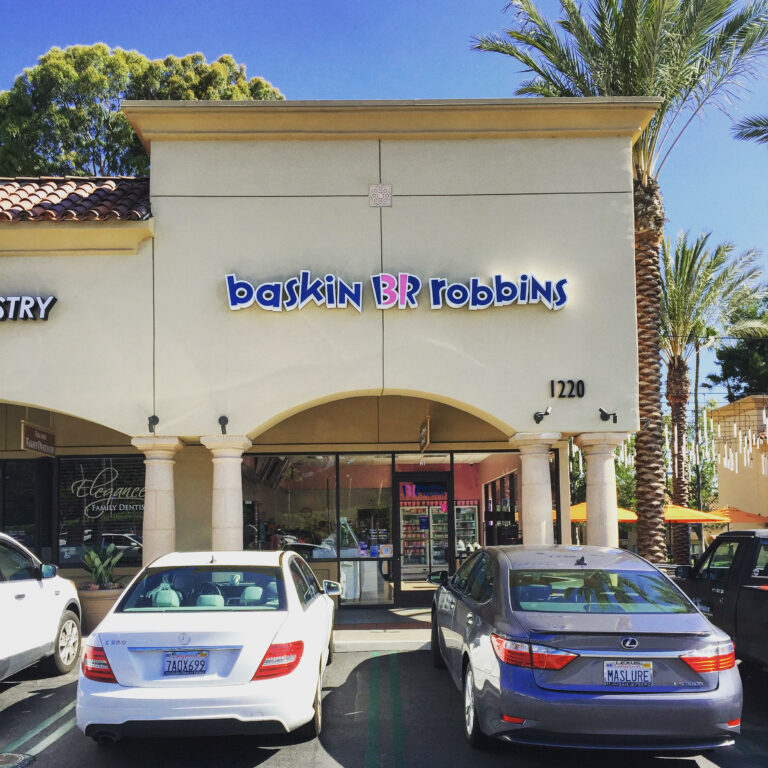 Baskin-Robbins-1.jpg